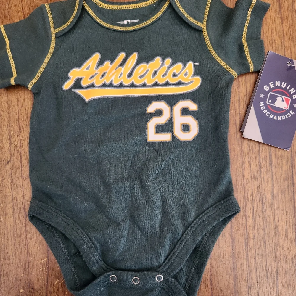 MLB Atletics onesie/ bodysuit size 0/3 months - Picture 1 of 1